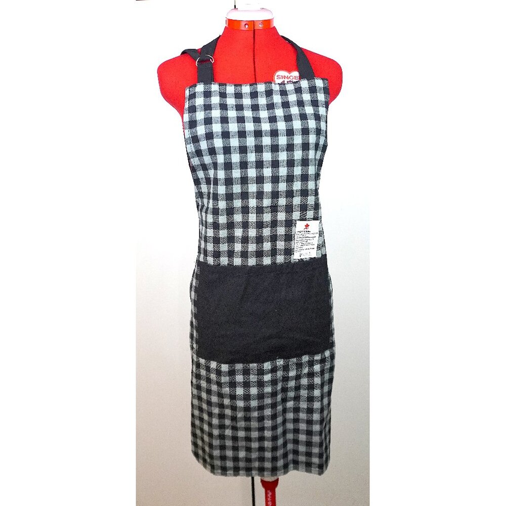 NWT Unisex Buffalo Check Plaid Apron